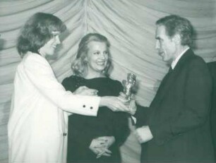 IFF 1984. Preisverleihung. Liv Ullmann, John Cassavetes, Gena Rowlands. Goldener Berliner Bär. Love Streams