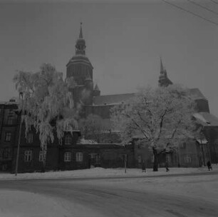 Stralsund. Blick zur St.-Marien-Kirche von Süden