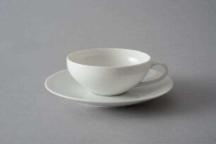Modellnummer 411 (Werkbundkiste Keramik, Teetasse mit Untertasse)