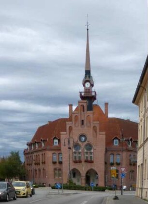 Nauen, Rathausplatz 1