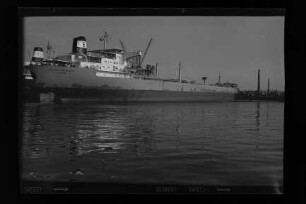 Liselotte Essberger (1966), Essberger.- John T. Essberger, Hamburg