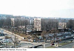Baustelle Sächsische Landesbibliothek - Staats- und Universitätsbibliothek Dresden, Zentralbibliothek. Blick vom Bürogebäude Zellescher Weg 17 : Dresden-Räcknitz, Zellescher Weg 18. Baustelle Sächsische Landesbibliothek - Staats- und Universitätsbibliothek Dresden, Zentralbibliothek. Blick vom Bürogebäude Zellescher Weg 17