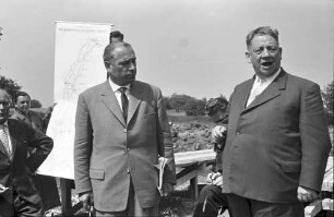 Wagshurst: Regierungsbaudirektor Leins und Regierungspräsident Dichtel