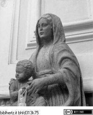 Thronende Maria mit Kind