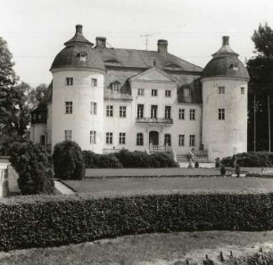 Schloss, Milkel