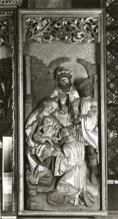 Unbekannter Künstler (Meister des Knauthainer Altars). Flügelaltar. Holz, geschnitzt, farbig gefasst, vergoldet, bemalt. Um 1520. Rechter Flügel mit Anbetung der Heiligen Drei Könige. Grimma, Ev. Stadtkirche Unserer Lieben Frau