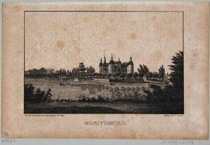 Das Jagdschloss Moritzburg bei Dresden von Südwesten über den Schlossteich gesehen