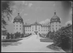 Moritzburg. Schloss, Aufgang