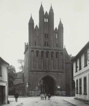 Neubrandenburg, Friedländer Tor : Neubrandenburg. Friedländer Tor. Stadtseite