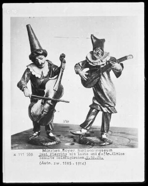 Zwei Pierrots mit Laute und Cello