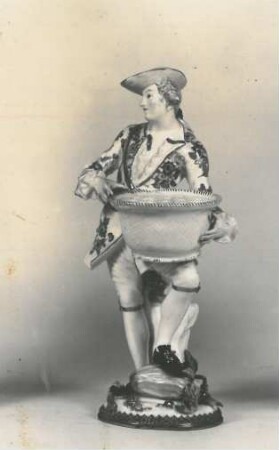 Stehender Gärtner