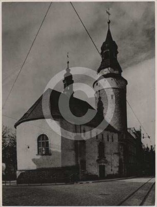 Annakirche und Schildauer Torturm in Hirschberg