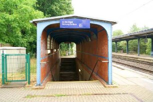 Neupetershain (Nowe Wiki), Bahnhofstraße 18