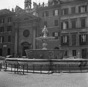 Fontana di Piazza Farnese