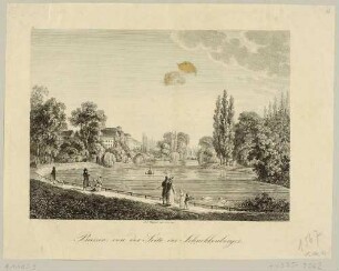 Der Schwanenteich (Bassin) in der neuen Parkanlage im Nordosten von Leipzig an Stelle der ehemaligen Hallischen Bastion mit dem Zucht- und Waisenhaus Georgenhaus und dem gotischen Tor im Hintergrund