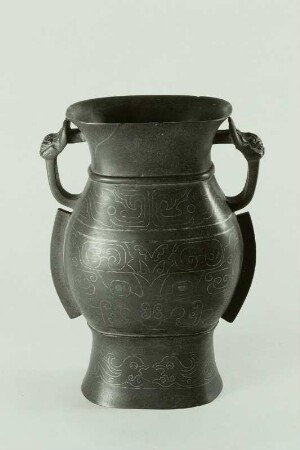 Henkelvase