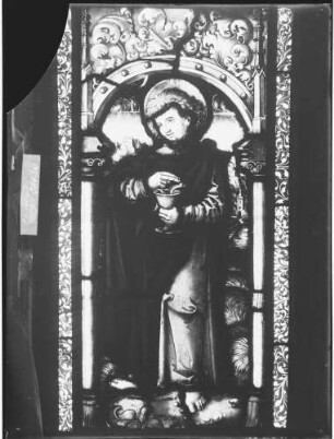 Schloß Eberstein Glasmalerei Heiliger Johannes Evangelist (16. Jahrhundert) Glasfenster aus der Pfarrkirche von Ottersweier