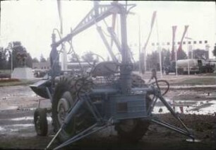 Hydraulischer Schwenklader zum Zetor 25 K
