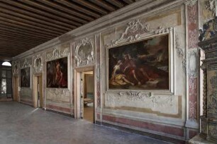 Palazzo Barbaro Curtis — Portego