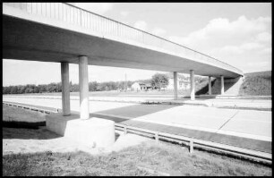 Weil: Überführung Rebgartenweg, Nr. 94/317.3, km 811-921