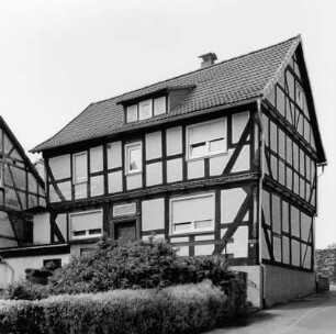 Fachwerkwohnhaus; Alsfeld, Am Friedhof 2