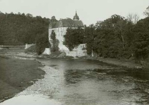Schweta, Blick über die Zschopau auf das Schloss