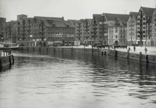 Königsberg, Speichergebäude : Königsberg (Kaliningrad/Russland). Speichergebäude an der Lastadienstraße. Ansicht vom Hundegatt