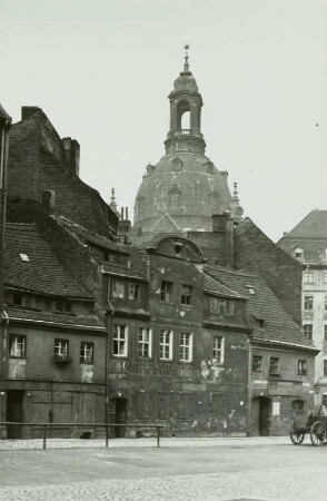 Salzgasse : Dresden, Salzgasse. Blick gegen die Frauenkirche