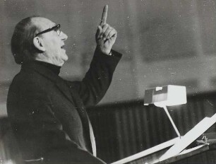Ernst Busch