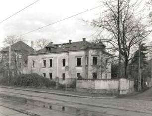 Dresden-Blasewitz, Tolkewitzer Straße 21. Wohnhaus (um 1875). Eckansicht mit Fassade Reinhold-Becker-Straße