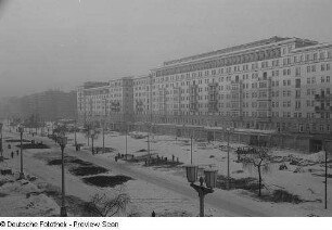 Blick in die Stalinallee (heutige Karl-Marx-Allee)