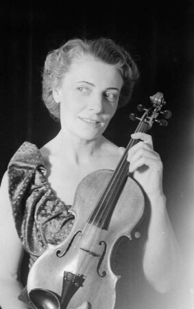 Porträt der Geigerin Eugenia Uminska