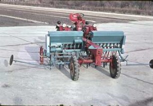 Anbau- Drillmaschine A 188 zum Geräteträger RS 09