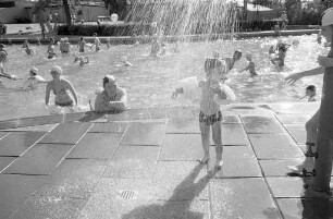 Badebetrieb im Turmbergbad
