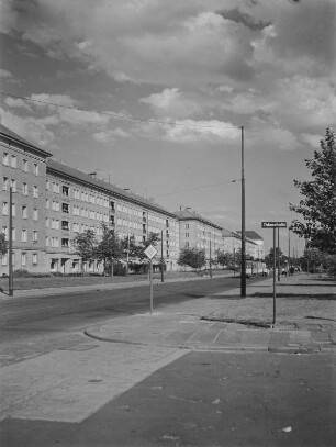 Dresden-Altstadt. Blick in die Grunaer Straße