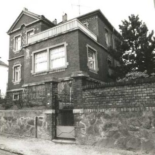 Cossebaude-Niederwartha, Tännichtgrundstraße 4. Wohnhaus (um 1895)