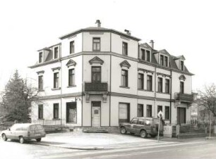 Dresden-Blasewitz, Jüngststrasse 14. Wohnhaus mit Laden (1886/1900)