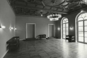 Schlosspark Theater. Foyer