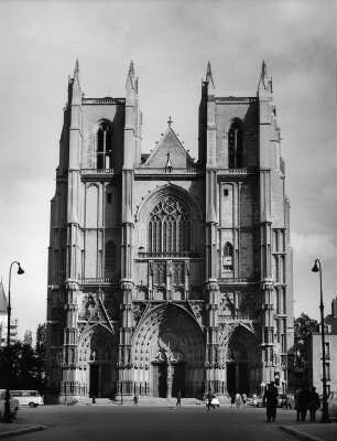 Nantes. Saint-Pierre et Saint-Paul (Baubeginn 1434; G. de Dommartin-sur-Yèvre, Vollendung 1893). Westfront