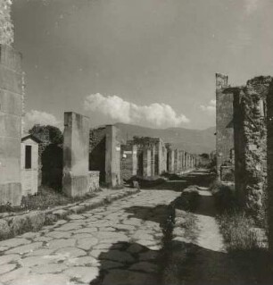 Pompeji. Via Consulare. Blick nach Süden
