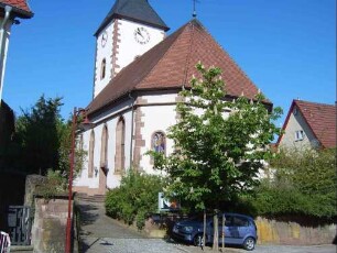 Ansicht von Osten mit Kirche über Kirchhofmauer