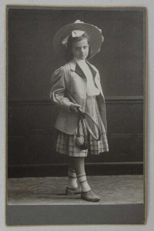 Porträtfoto von Ellen Tucholsky, 1905