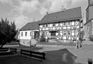 Ehem. Schule (Schule); Fuldatal, Kirchstraße 6
