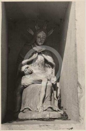 Pietà im Bildstock Herbsdorf
