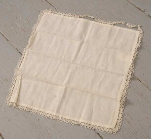 Taschentuch (Taschentuch mit Schiffchenborte)
