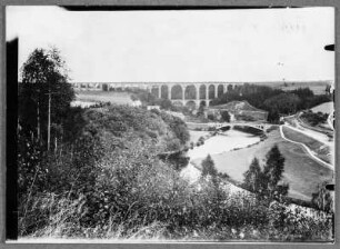 Blick ins Muldental bei Lunzenau mit der Göhrener Brücke