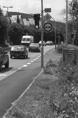 Inbetriebnahme einer neuen Signalanlage mit Induktionsschleife am nördlichen Ortseingang von Wolfartsweier