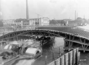 Bau der alten Kanalbrücke Minden/MLK