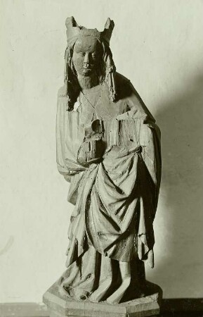 Figur einer Heiligen (Maria?)