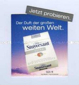 Werbeschild mit Werbeaufdruck für "Peter Stuyvesant"-Zigaretten